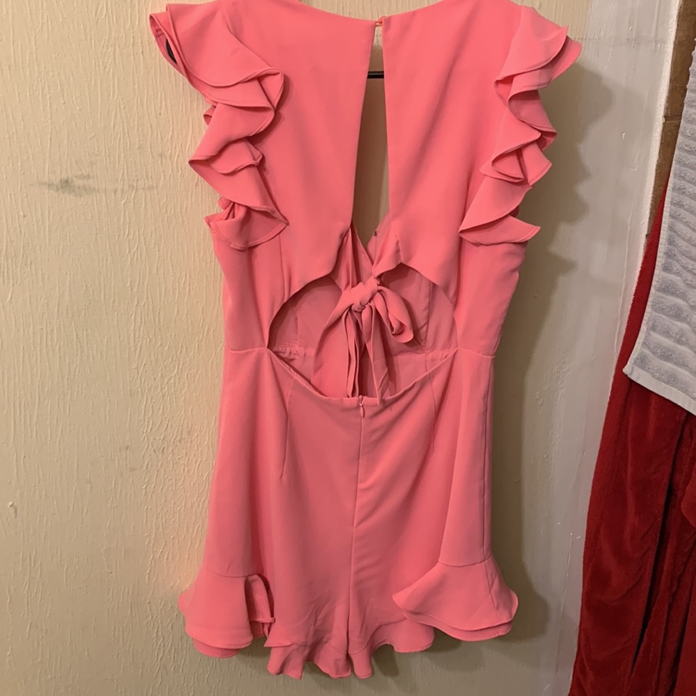 Pink romper - Picture 4 of 4